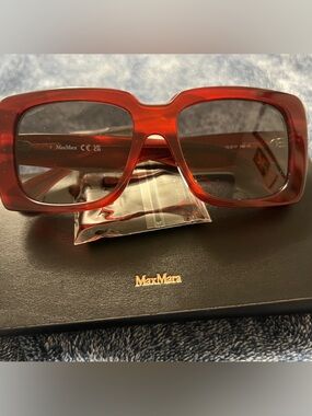 MaxMara Translucent Red Oversized Square Glimpse Sunglasses NWOT